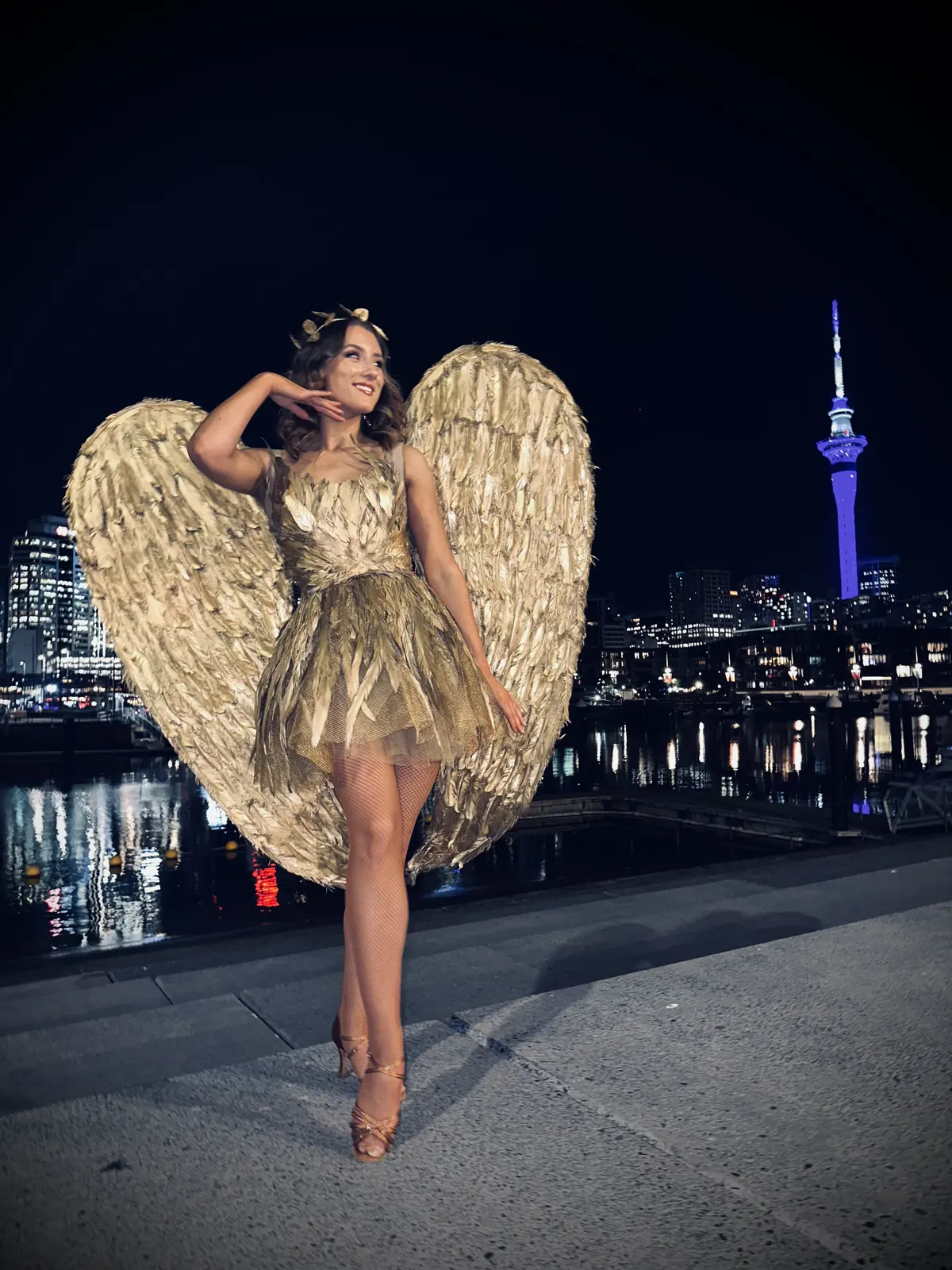 Roaming performers corporate event